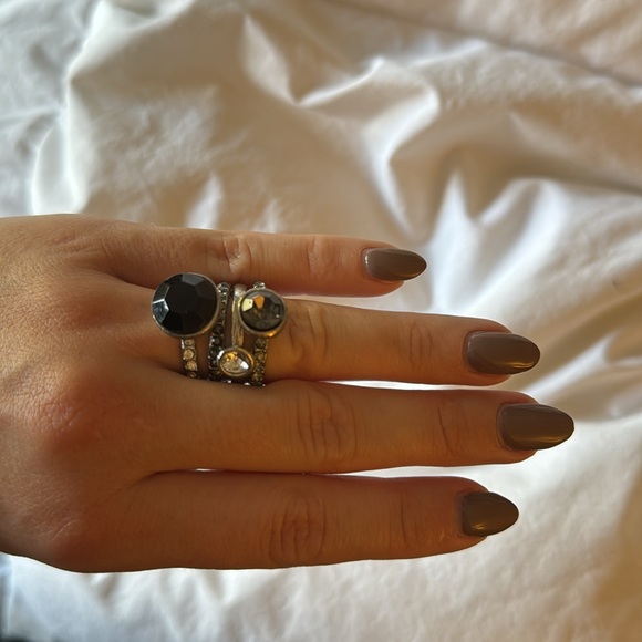 Ring - Picture 3 of 3